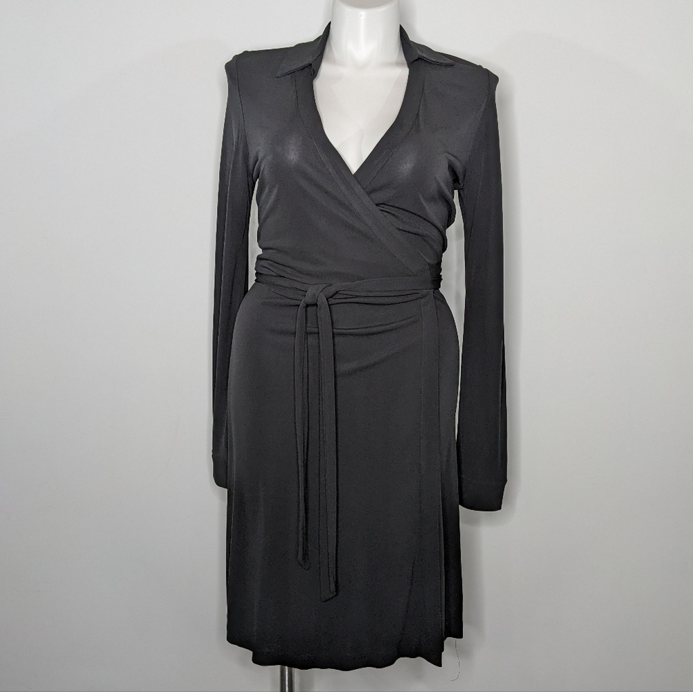 Diane Von Furstenberg black v neck collared wrap dress 12